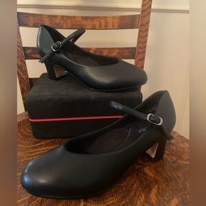 Stelle Kitten Heel Character Shoes - NWOT